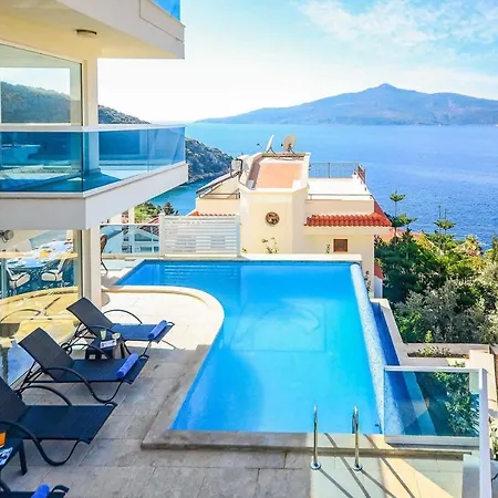 Sleeps 8 Pool Air Con Wifi Villa *